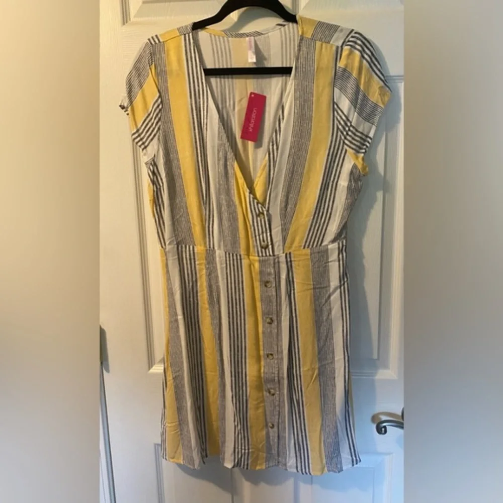 Cute Yellow Stripe Dress - Picture 1 of 6